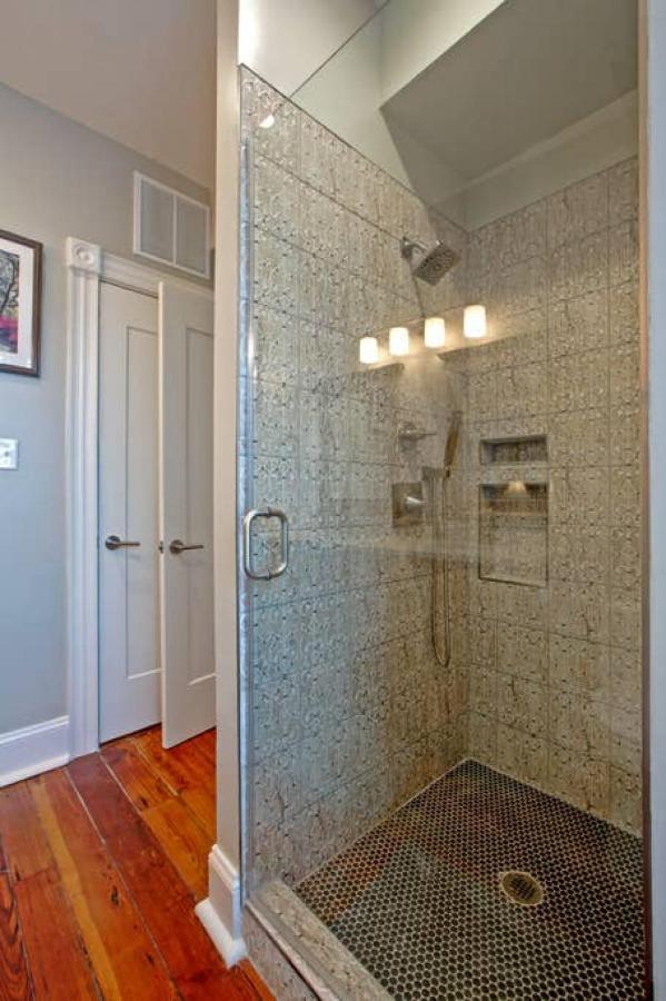 Newly Renovated 4 Bed 3 Bath And 2 Parking Spots Villa Savannah Bagian luar foto