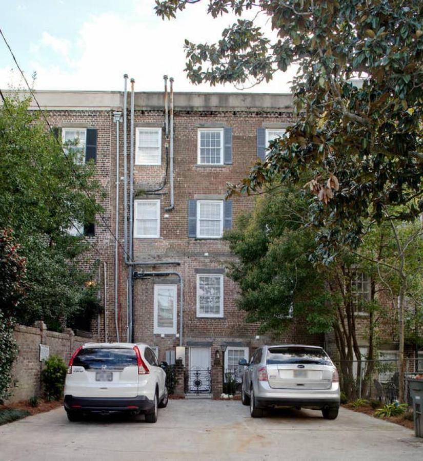 Newly Renovated 4 Bed 3 Bath And 2 Parking Spots Villa Savannah Bagian luar foto